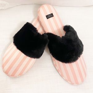 NWT {Victoria Secret} Slippers